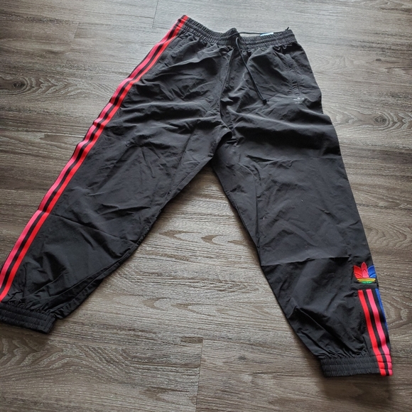 ‼️SALE ‼️NWT ADIDAS TRACKSTYLE PANTS